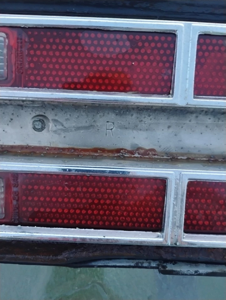 1972 Pontiac Grand Ville Sedan lanternas traseiras traseiras direita passageiro/esquerda motorista fabricante de equipamento original - Imagem 3 de 4