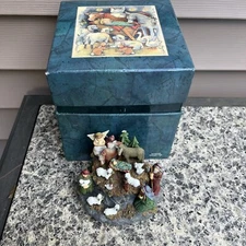 VTG Lang & Wise "Midnight Vigil" Musical Nativity Figurine "Away in a Manger"