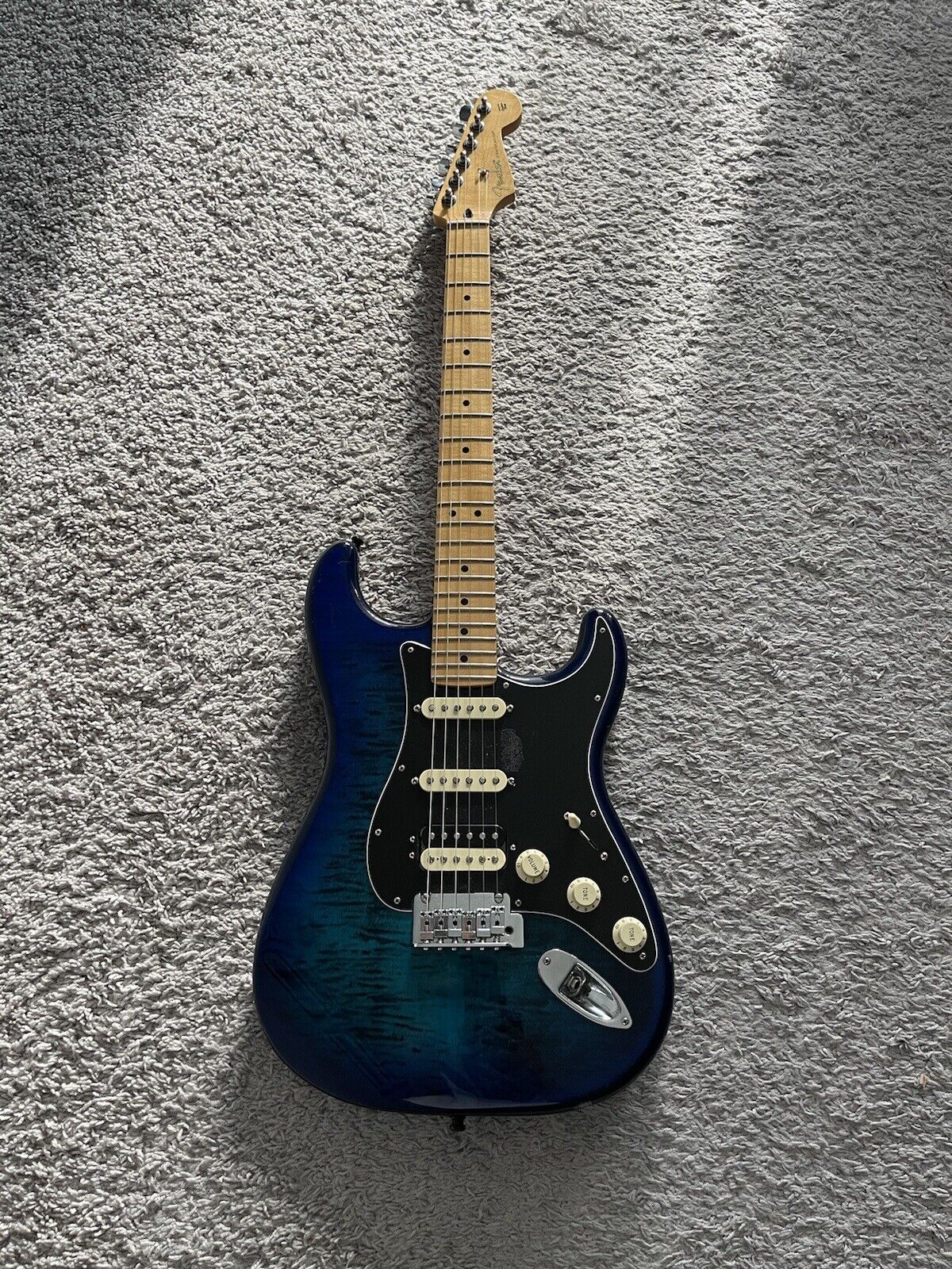 Fender Player Stratocaster HSS Plus Top 2019 Blue Burst Special Edition Guitar