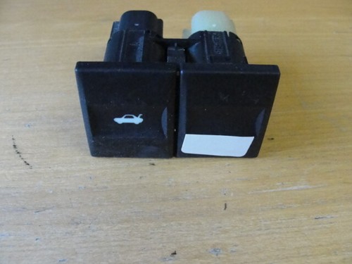 Ford Mondeo  Schalt f. Heckklappenöffner 1S7T-19B514-AA