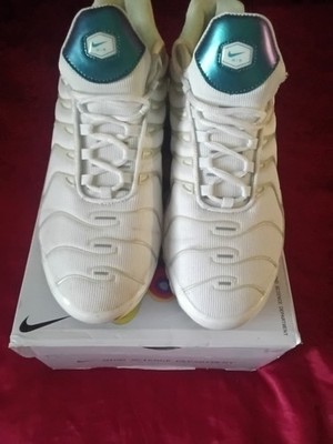 Nike Air Max Plus TN GS White Iridescent CW3398-105 - Neu - Gr. 46