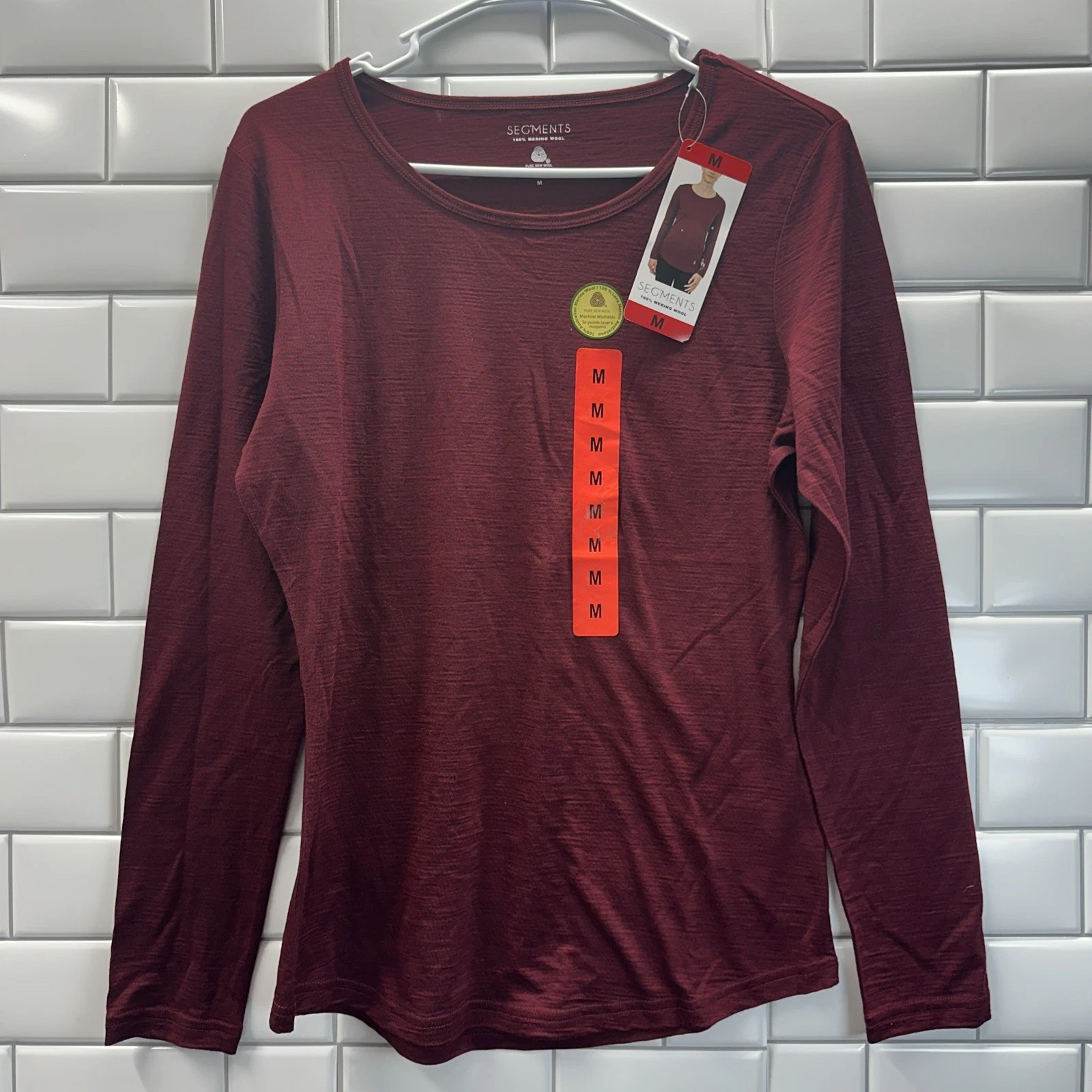 NWT Segments Women's Size Medium 100% Merino Wool Red Long Sleeve Base Layer
Opens in a new window o
