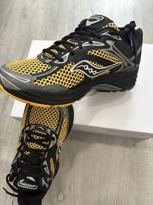 Saucony Men\'s Athletic Running Shoes in Yellow and Black AT-3/12 Saucony has just dropped three new colourways of the  main image 3