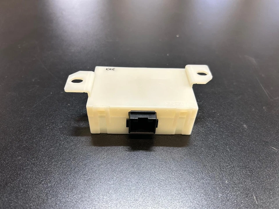 CENTRALINA IMMOBILIZZATORE AUDI A4 A6 A8 S8 80/90 AUDI CABRIO AUDI COUPE S6 - Immagine 4 di 4