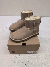 UGG Women's Classic Mini ii Women US 5 Sand GL15