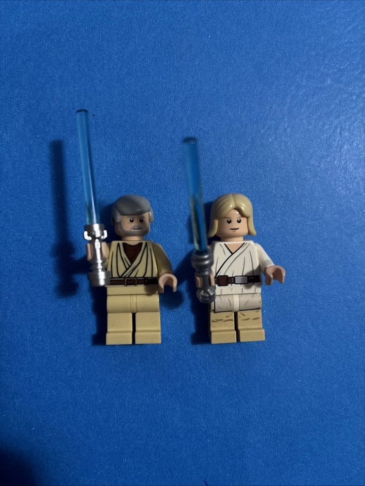 LEGO Star Wars Luke Skywalker & Obi Wan Tatoonine Landspeeder Set #8092 - Image 2 of 4