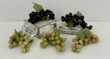Set Of 5 Green & Purple Plastic Grapes Napkin Rings Acrylic Plastic