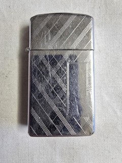Zippo Vintage 1957 Diagonal Vertical Lines Pat. 2517191 Slim Lighter. RARE