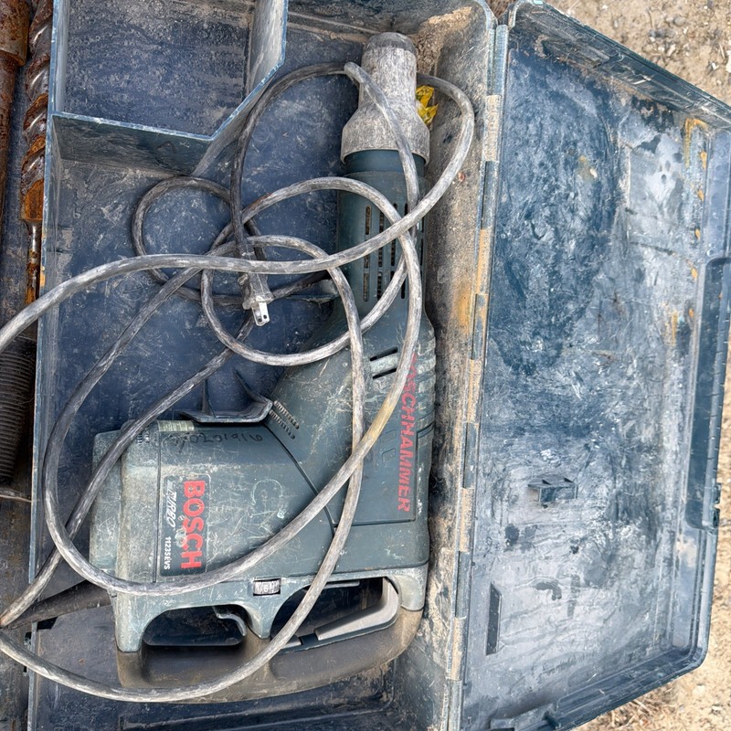 Bosch 11235EVS Turbo Power Demolition Rotary Hammer Drill 13amp