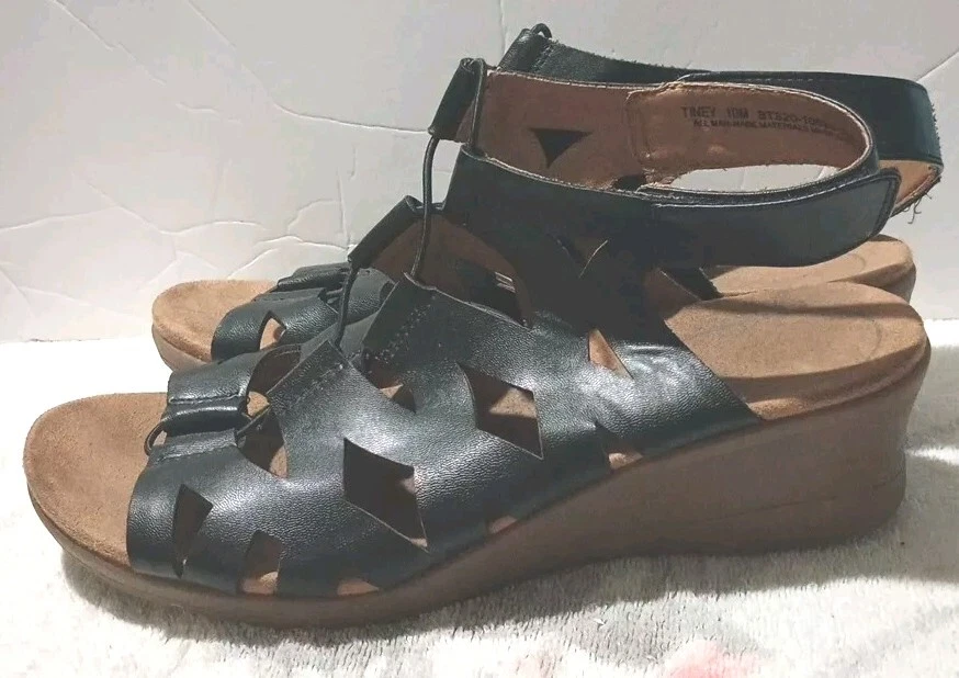 Zapatos para mujer Baretraps Tiney negros 10 M correas gladiador cómodos sandalias de cuña Foto 4 de 4
