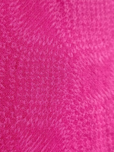 Lot of 2 - Hot Pink and Pink Fabrics - Cotton - 17" x 21" - Picture 5 of 7