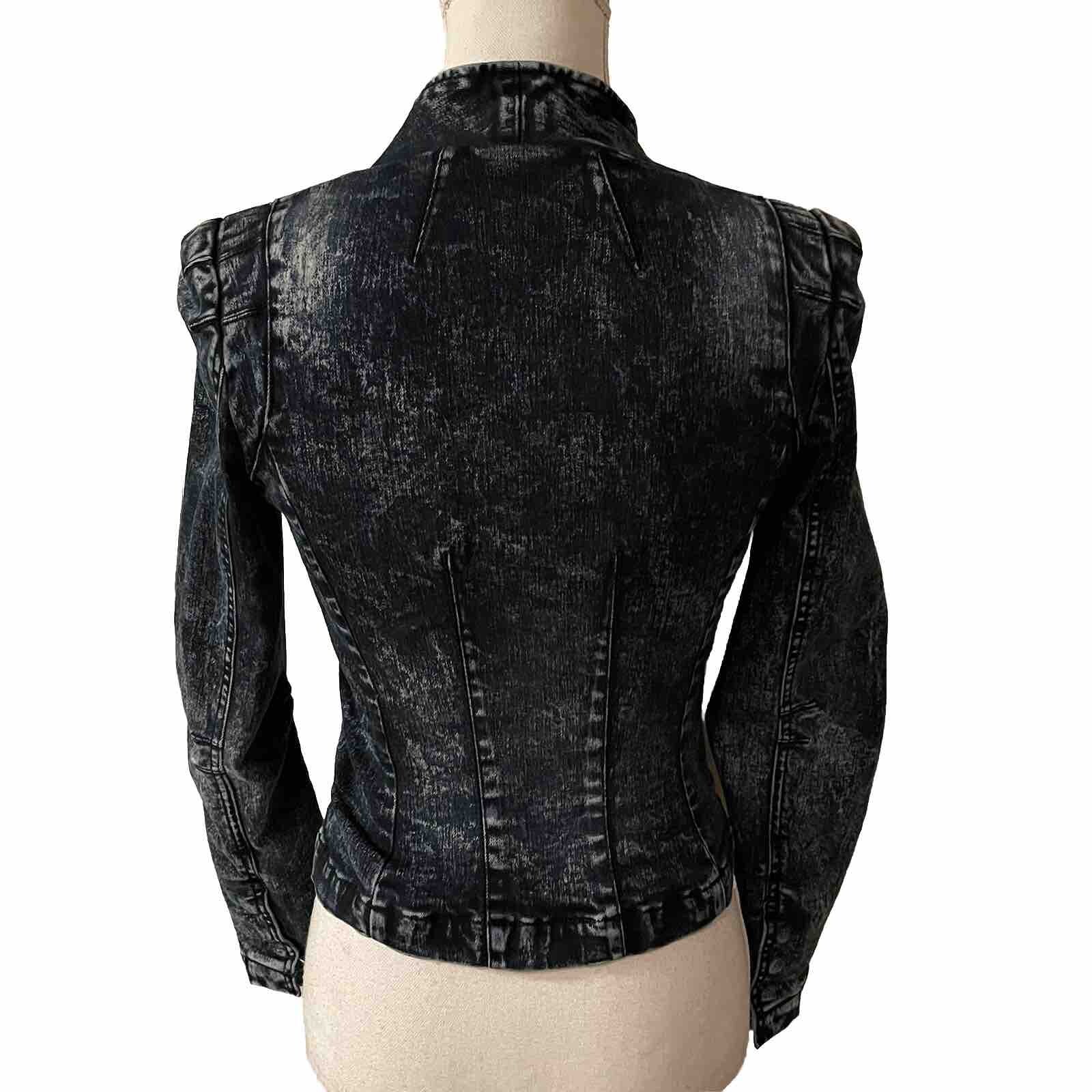 Vera Moda Snap Button Collarless Shoulder Pad Jea… - image 3