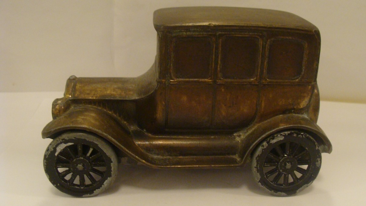 Vintage Banthrico Inc. Metal Car Coin Bank | eBay