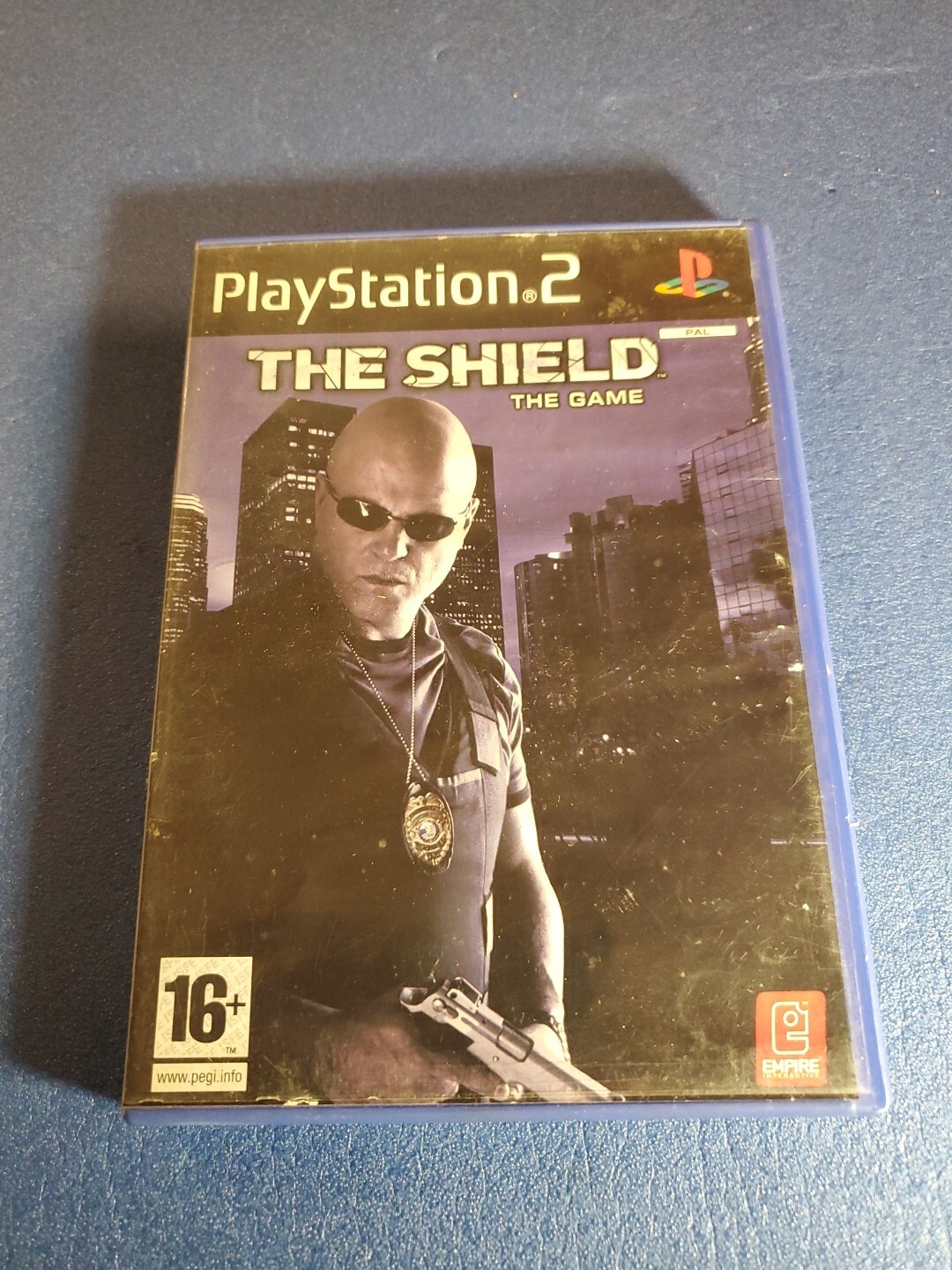 Playstation 2 PS2 The Shield The Game 