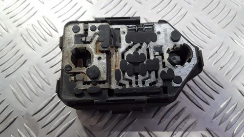 Volkswagen Vento 1998 Tailight Bulb Holder (Lamp Carrier) 1h594552 #335802-10