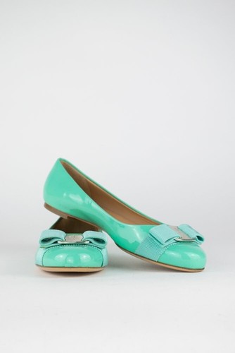 LIKE NEW! Salvatore Ferragamo Turquoise Patent Leather Vara Bow Flats Size 5.5 - Bild 9 von 9