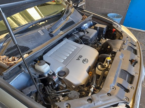 TOYOTA KLUGER LEFT GUARD GSU40-GSU45, 07/10-02/14 - Picture 12 of 12