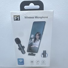F1 Wireless Plug  Play Lightning Clip Microphone for iPhone Black