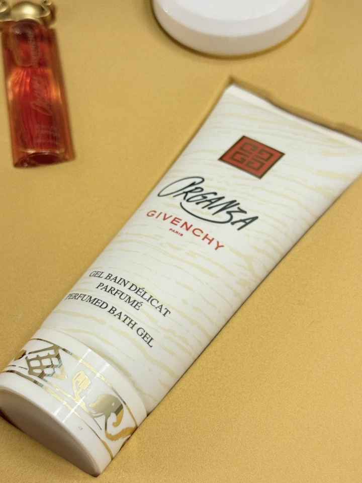 Organza By Givenchy Set de Regalo 4 Piezas Perfume Gel Loción Cuerpo Velo Eau De Perfum Caja Foto 4 de 4