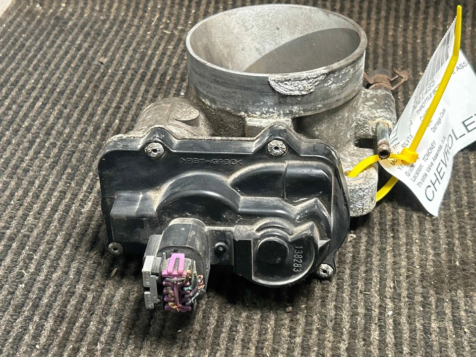 Fits 2003-2007 Chevy Silverado Throttle Body OEM:12570800 Foto 3 de 4