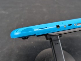 Sony PlayStation Vita PCH-2001 Aqua Blue Console Only With memory card!