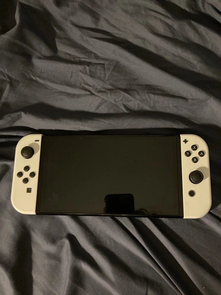 Nintendo Switch OLED With Charging Cable and Spyro Reignited Trilogy NO DOCK - Image 2 of 4
