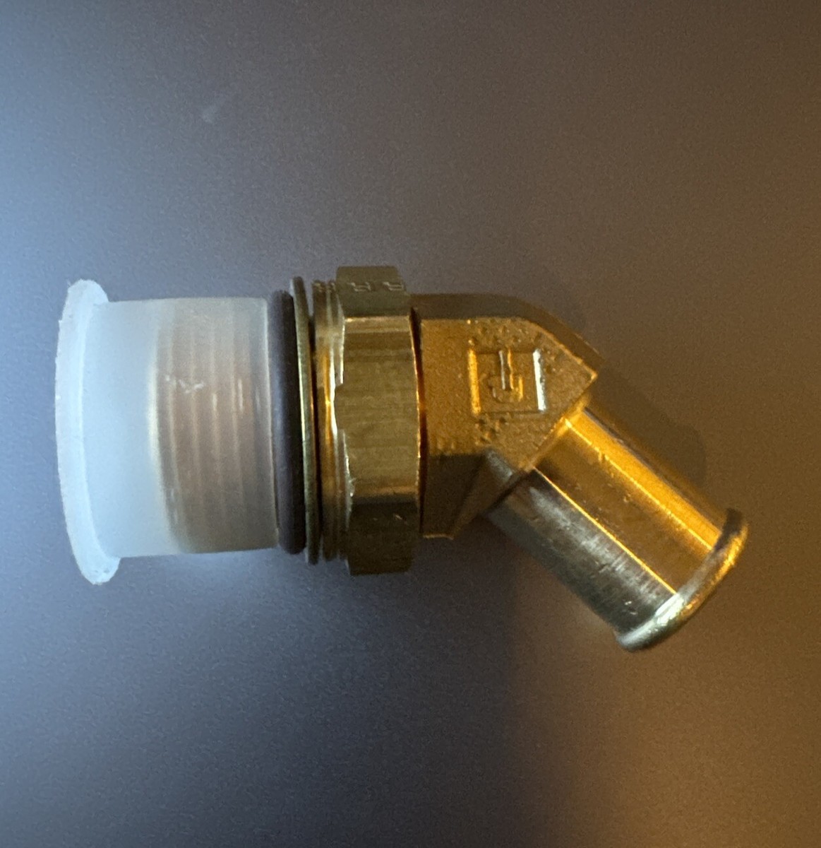 Dynacraft V38-1088 Ftg 45 Deg 5/8