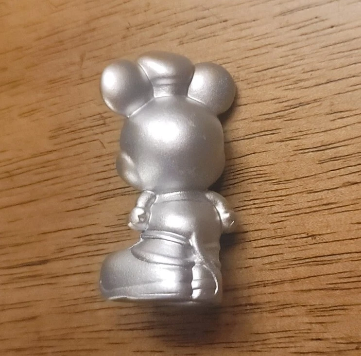 Edición Limitada Disney 100th Ooshies Steamboat Mickey Diecast Metal Foto 3 de 4