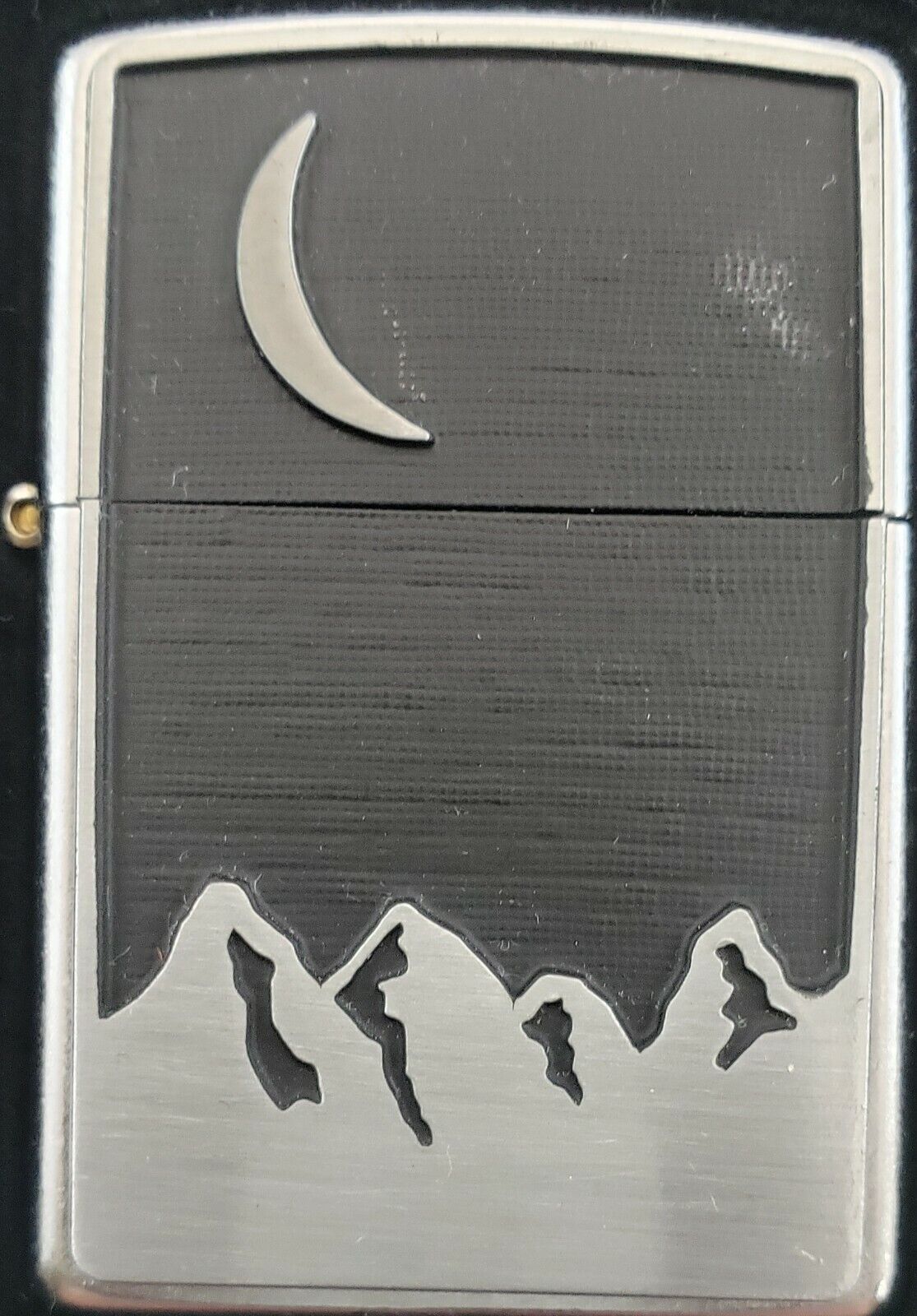 2000年製ZIPPO マルボロ Moon Over Mountains