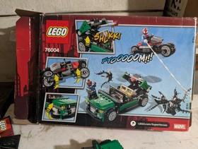 LEGO Marvel 76004 Spider-Man Spider-Cycle Chase Boxed Set w/ Minifigures