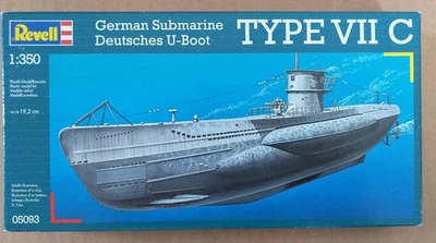 MAQUETTE 1/350 N° 05093 REVELL GERMAN SUBMARINE TYPE VII C - Photo 1/4