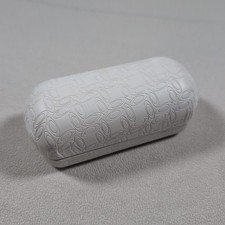 Authentic Oakley Eyewear Hard Case White Embossed O Design Clamshell