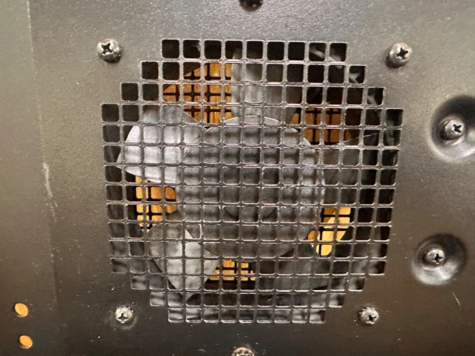 PANDUIT CNFMU/N NETWORK CABINET FAN MODULE - Please Read #2 - Image 4 of 4