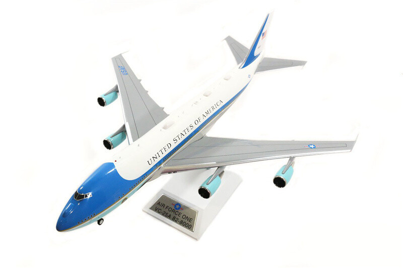Inflight USA Air Force One B747-200 VC-25A 82-8000 Polished