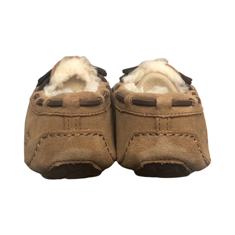 UGG Women's 7 Dakota Chestnut Suede Slippers Moccasins 5612 Shoes - Image 3 of 4