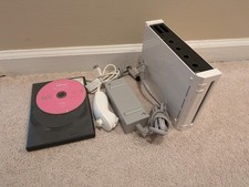 Nintendo RVL-101 Wii Console - White W/ AC Nu...