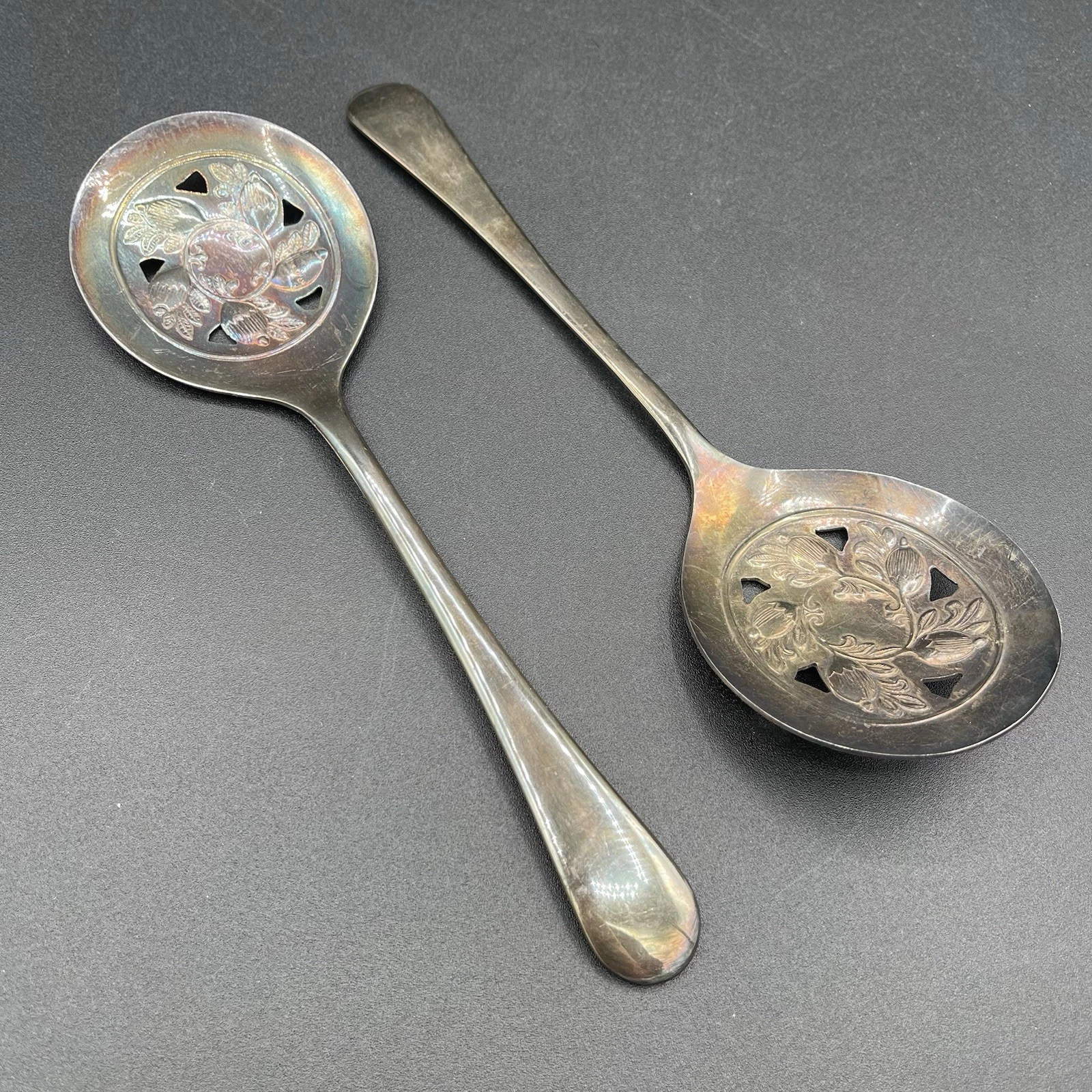 VTG Sheffield England Silver Plate Slotted Serving Spoon Acorn Leaf Pattern 8.5"