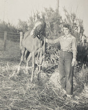 1950s Rural Country Farm Girl Horse Cowgirl Stables Original Real Photo P17f1 1950s Rural Country Farm Girl Horse Cowgirl Stables Original Real Photo P17f1
