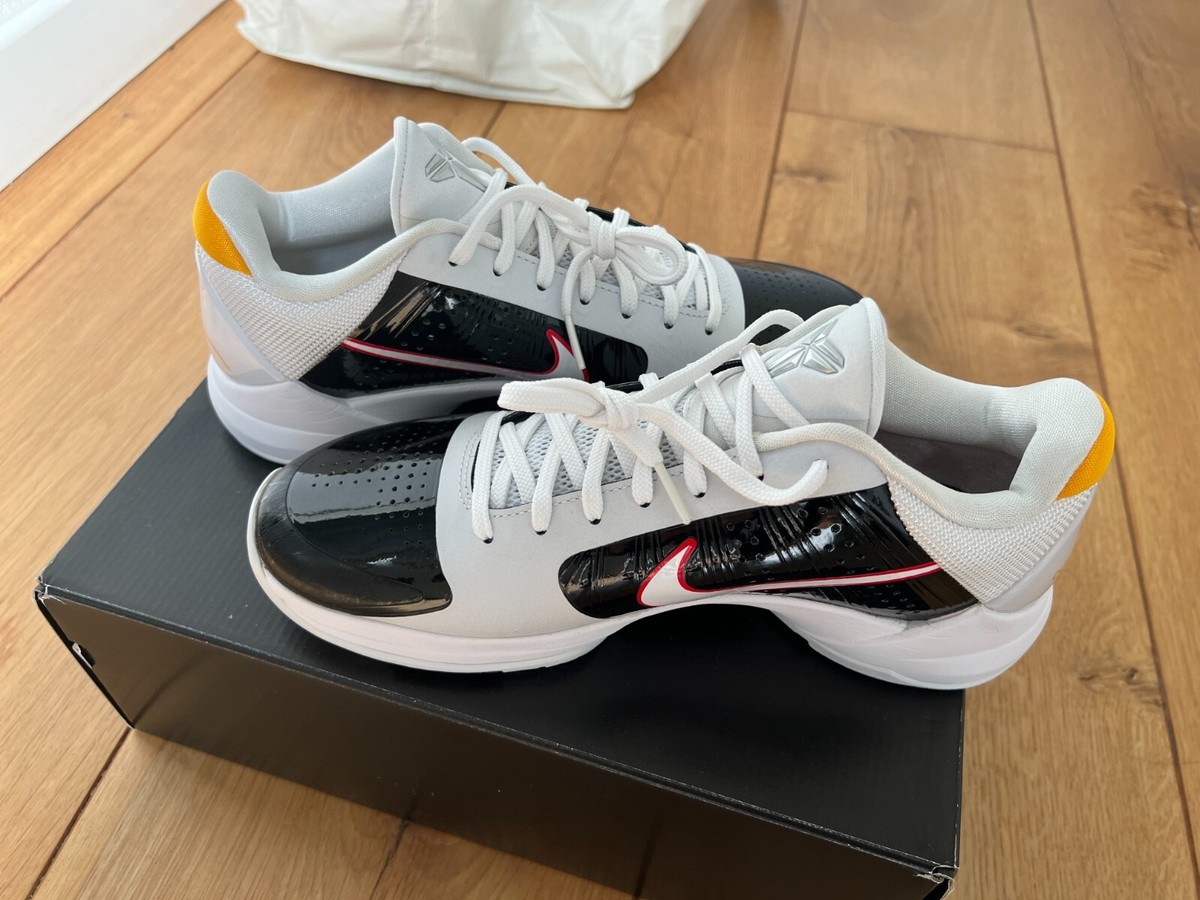 Size 8.5 - Nike Zoom Kobe 5 Protro Alternate Bruce Lee