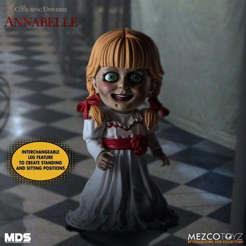 MEZCO Toys ANNABELLE Comes Home The Conjuring Universe 7” MDS Figure - Picture 6 of 9