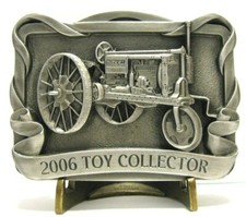 1934 Farmall F-12 Tractor 2006 Belt Buckle Limited Ed 176/250 IH International