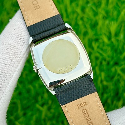 Vintage Universal Geneve Tank Cal-42 Manual Winding Men's Vintage Universal Geneve Tank Cal-42 Manual Winding Men's