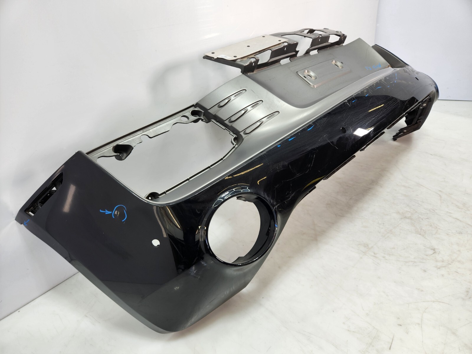 ✅ 2014-2015 OEM Audi R8 V10 Rear Bumper Cover Panel Shell Black PDC NOTE*