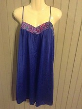 WOW Vintage Jill Andrea medium blue nightgown with colorful neckline