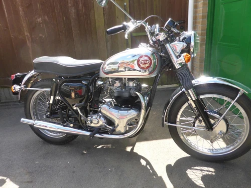 1955 BSA Rocket Gold Star Replica