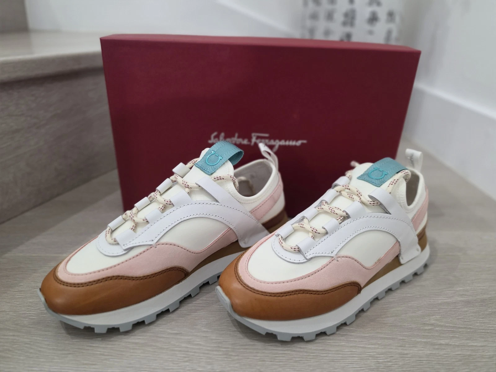 Ferragamo — Salvatore Ferragamo 0756571 INDY Pull-On Calfskin Sneakers 7.5 M RRP$1290