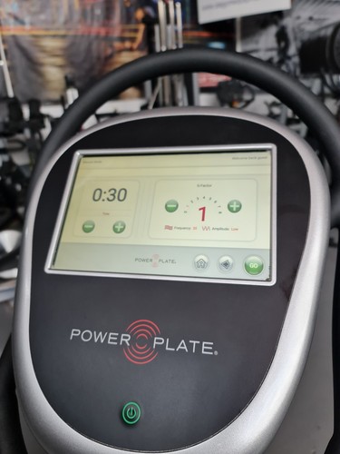 Power Plate - Pro7 Silver Vibrationsplatte kommerzielle Fitnessgeräte - Bild 10 von 24