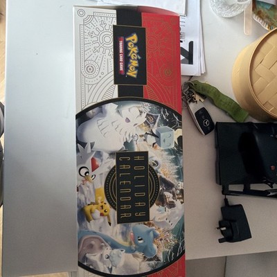 Pokémon TCG Holiday Adventskalender 2022, x6 Packungen Schwertschild Evolving Skies 