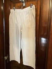 Style Co Pull On Capri Straight Mid Rise Women's Size Medium Color-Stone NWT