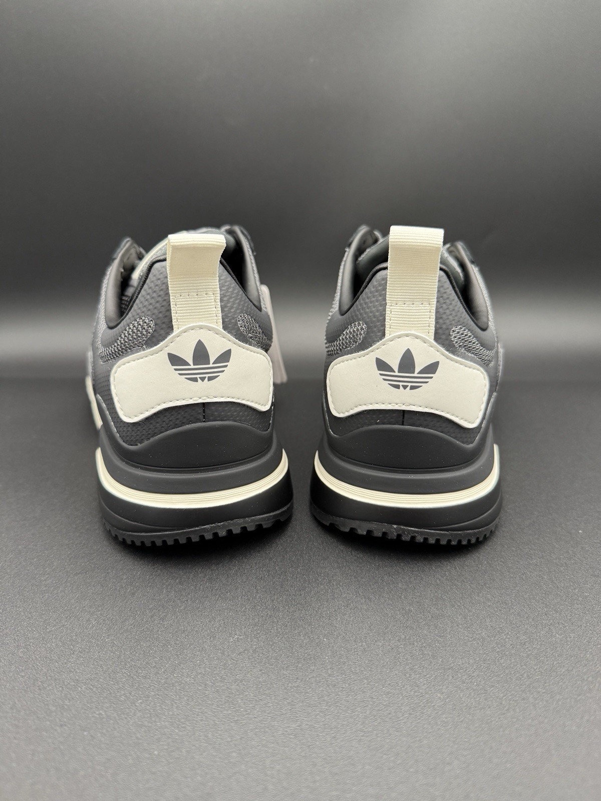 Adidas Originals ZX 700 HD Men's Running Shoe Athletic Sneaker Footwear H01851 thumbnail 9